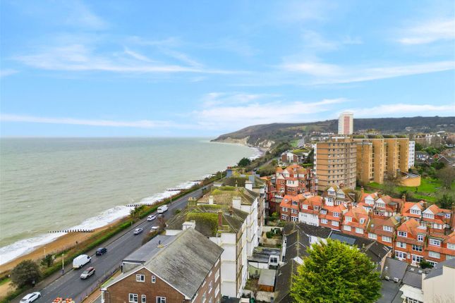Flat 4 Alastair Court, 30 Compton Street, Eastbourne photo 3