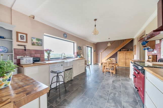 14, Trendle Lane, Taunton photo 3