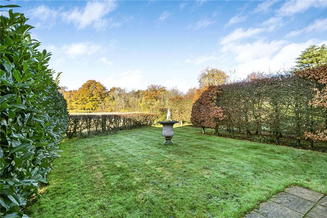 Country house for sale in Ayot Green, Ayot St. Peter, Welwyn, Hertfordshire
