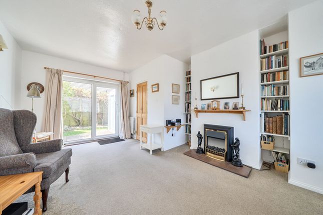 2 Turner Way, Chichester photo 2