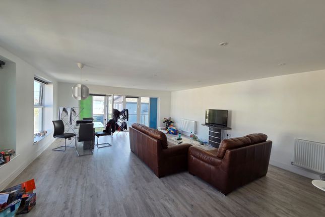 Flat 8, 2C Greenbank Terrace, Plymouth photo 3