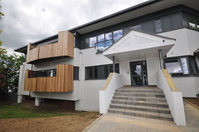 Duplex to rent in North Street, Horsham