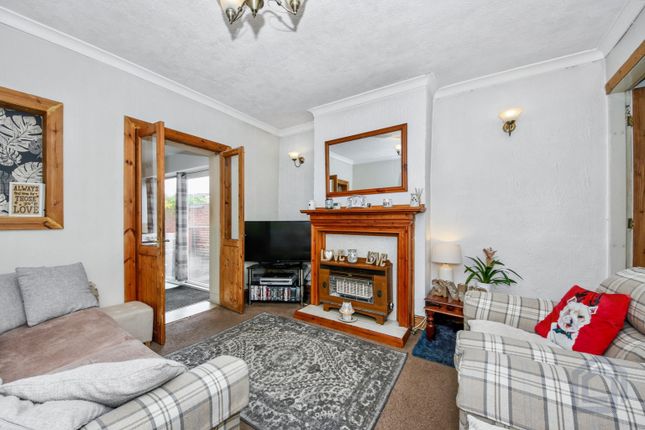 18, Garden Walk, Dudley photo 4