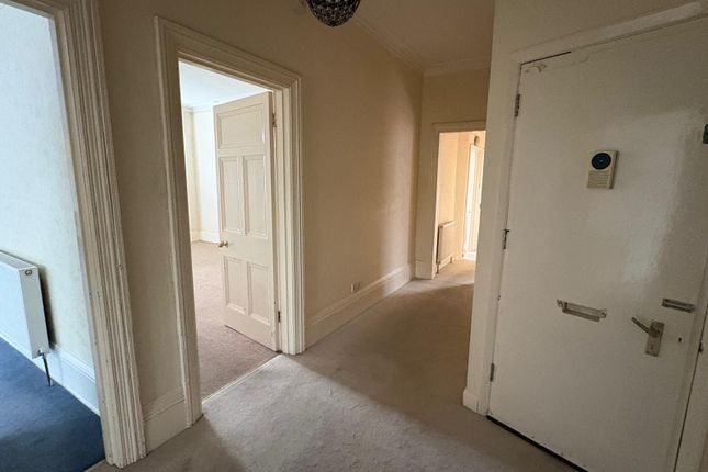 Flat 2 2 Bolsover Road, Eastbourne photo 3