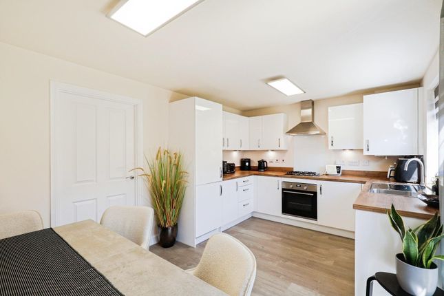 9, Cornmill Crescent, Boroughbridge photo 2