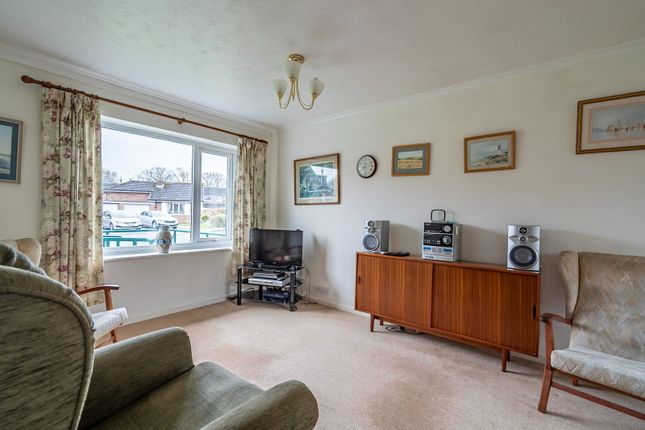 23, Pasture Close, York photo 4