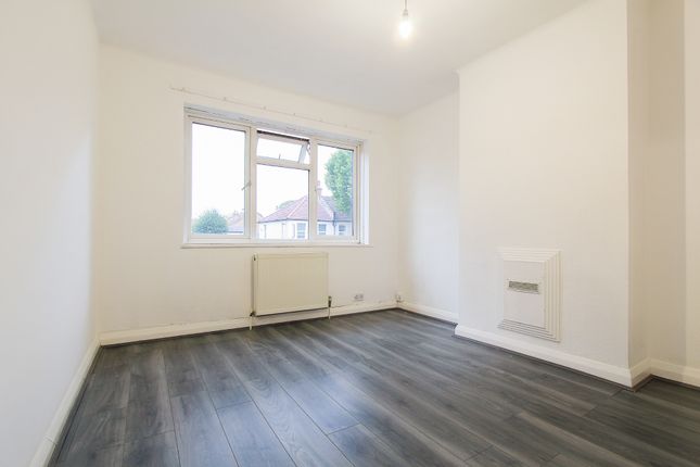 240A, Thornton Road, Greater London photo 5