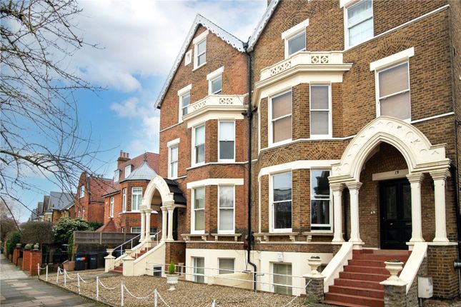 Studio flat on 7, 12, Kew Gardens Road, Richmond, £275,000