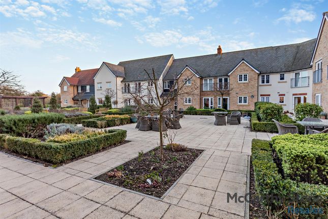 54 Roslyn Court, Lisle Lane, Ely photo 4