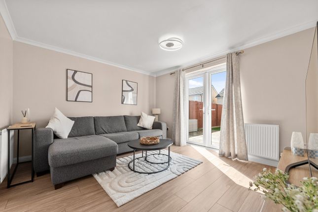 40, Polkemmet Road, Whitburn photo 3