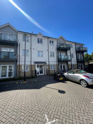 1-bed flat on 16, Louisa Oakes Close, London, £270,000