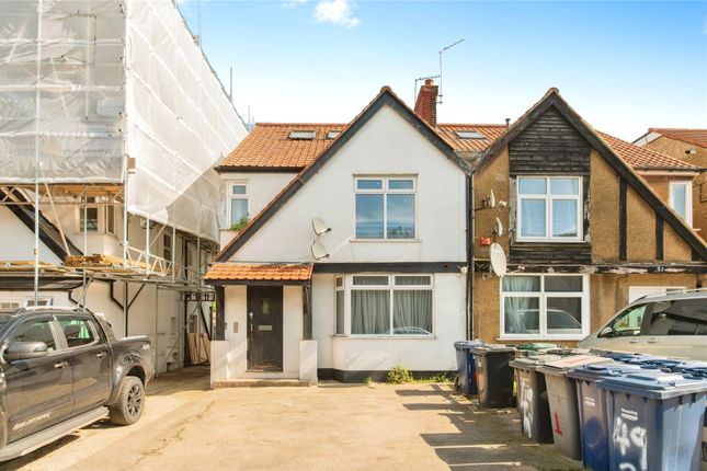 Flat for sale in Great North Way, London, Barnet