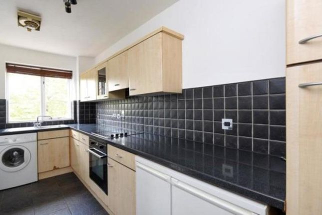 11, Mountbatten Gardens, Beckenham, Kent photo 2