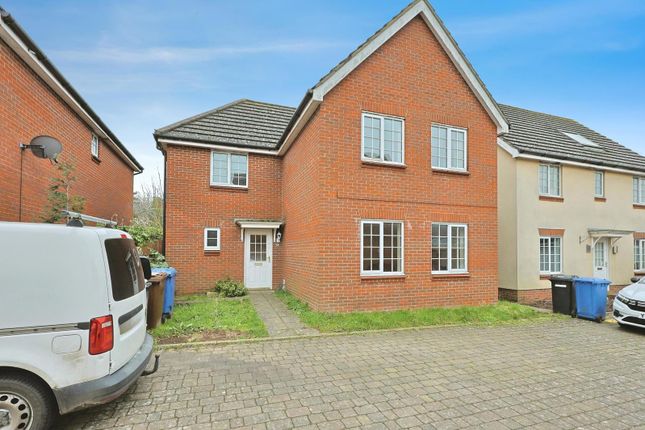 24, Atkinson Close, Norfolk photo 2