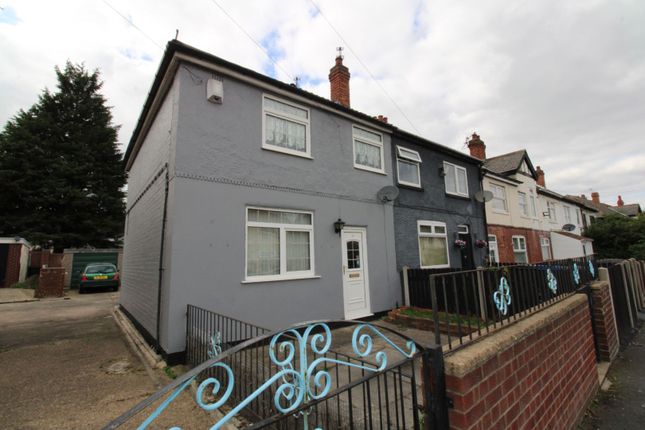 Thumbnail End terrace house for sale in Kings Crescent, Doncaster