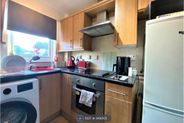 Thumbnail Terraced house to rent in Denholm Way, Beith