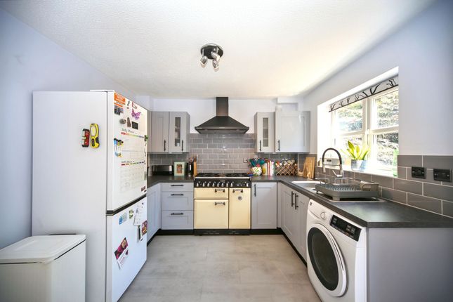 9 Woodville Road, Wigan photo 3
