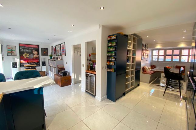 12 Blunstone Close, Crewe photo 3