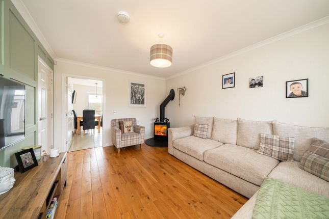 20, Laurel Brae, Cupar photo 3