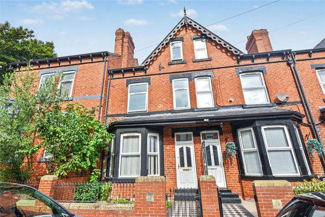 4-bed terraced on 28, Cranbrook Avenue, West Yorkshire, £120,000
