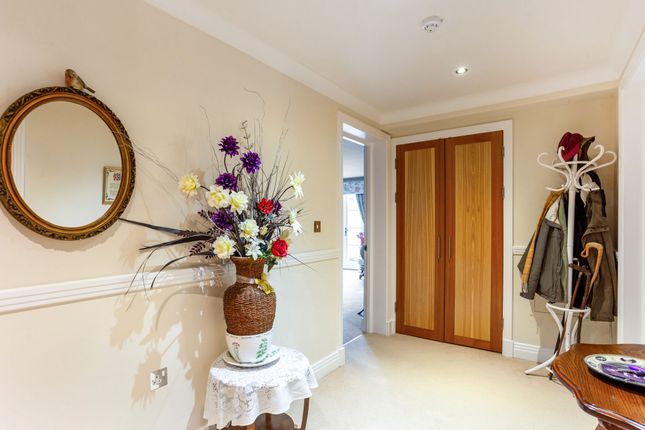 Flat for sale in Stroud Road, Painswick