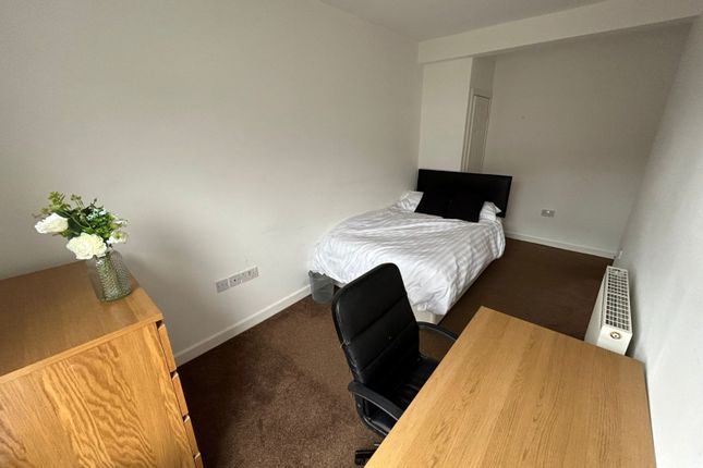 Headingley Avenue, Leeds photo 5