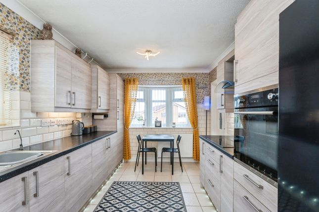 12, Maple Avenue, Clwyd photo 2