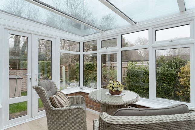 5 Brooklands Court, Wray Park Road, Reigate photo 3