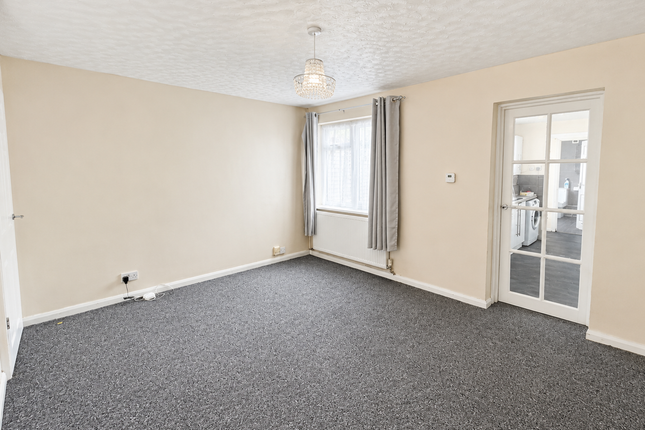 3, Portugal Road, WOKING photo 4