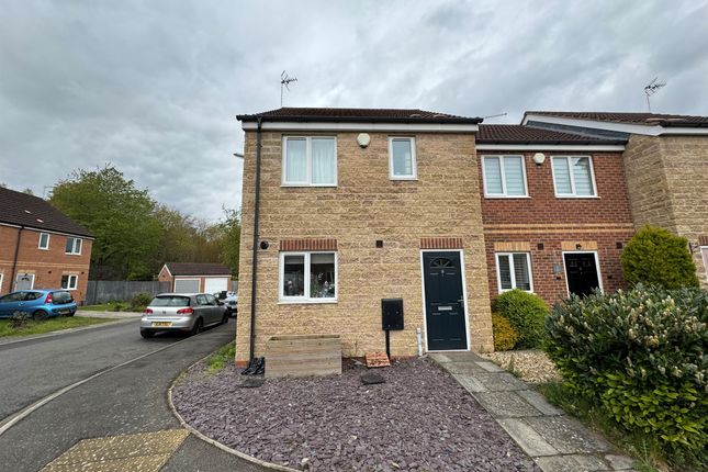 End terrace house for sale in Limeberry Place, Lincoln