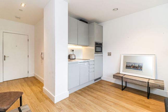 Flat 52, Pinnacle House Home Park Mill Link, Kings Langley photo 4