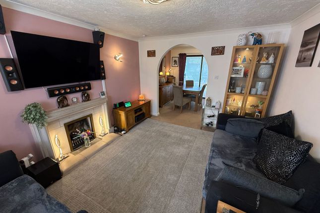 45 Marguerite Road, Tiverton photo 2