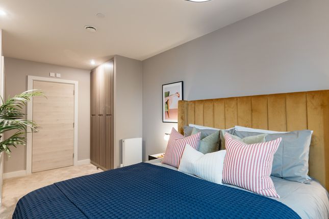 Thumbnail Flat to rent in New York Square, Quarry Hill, Leeds