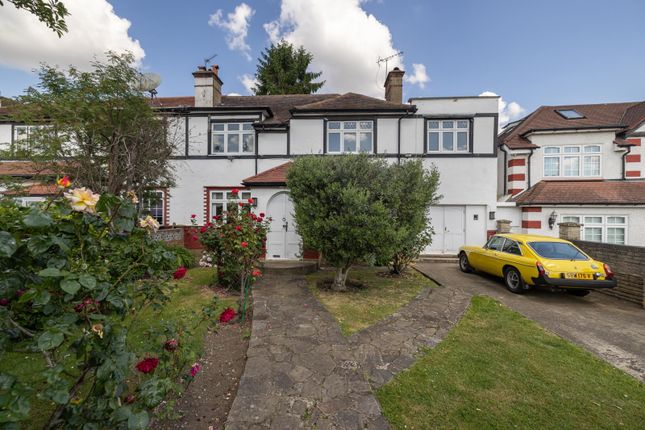 Thumbnail Semi-detached house for sale in London, 8Er
