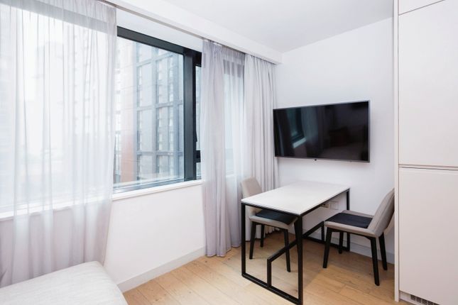 Apt 405 City Suites, 16 Chapel Street, Salford photo 3