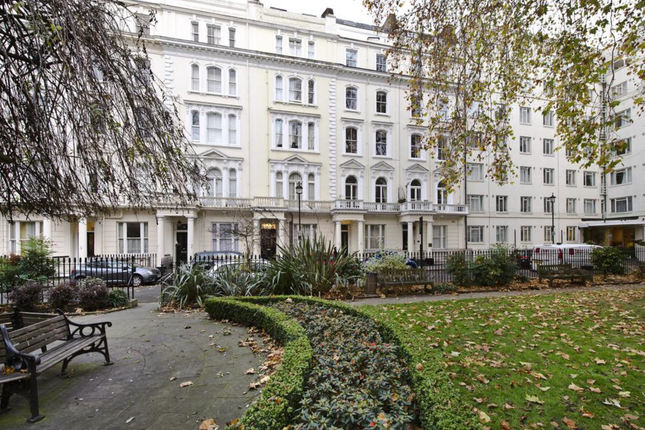 Flat for sale in Talbot Square, London