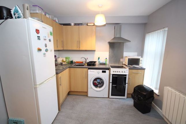 End terrace house for sale in Grimsby Road, Cleethorpes