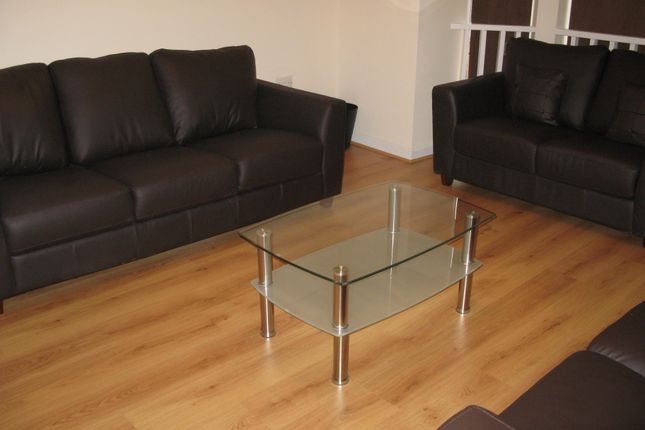 43, Great Cheetham Street West, Salford photo 3