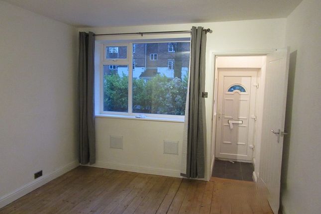 60 Alexandra Road South, Manchester photo 2