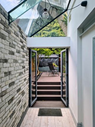 36a Shenley Road, London photo 4