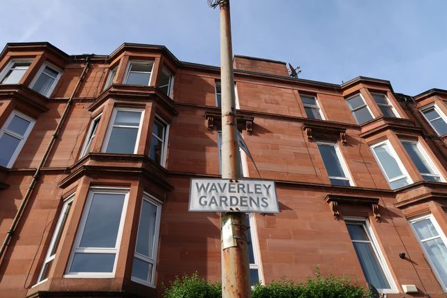 Flat to rent in Waverley Gardens, Shawlands, Glasgow