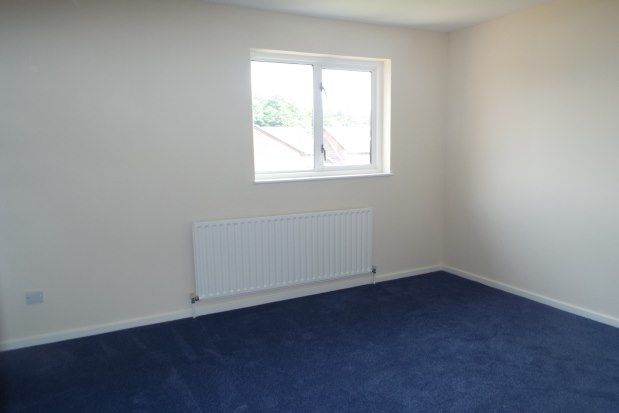 Property to rent in Hillingdale, Crawley