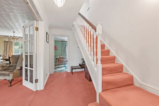 58 Petersham Drive, Warrington photo 4