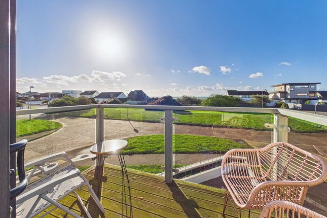 Old Fort Road, Shoreham-by-sea photo 2