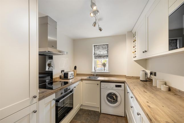 Flat for sale in Fossview House, York