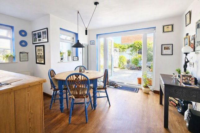 4, Spencer Drive, Lee-On-The-Solent photo 4