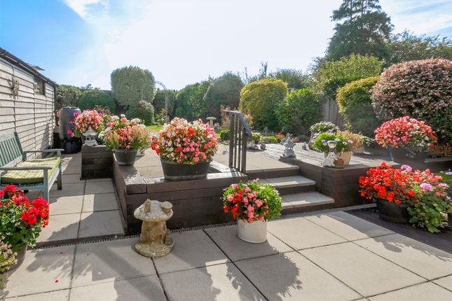 Oakcroft Gardens, Littlehampton photo 4