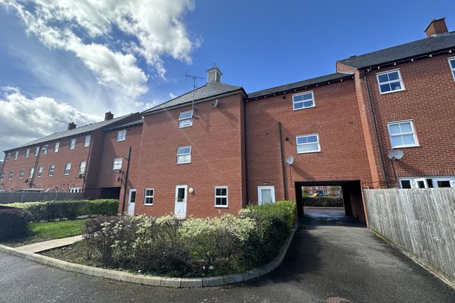 Flat for sale in Circus Square, Colchester