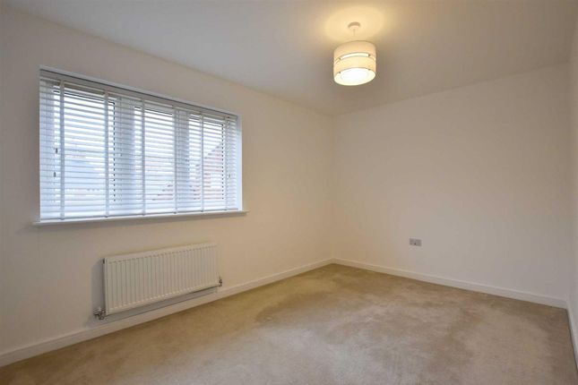 39 Sulgrave Way, Wellingborough photo 5