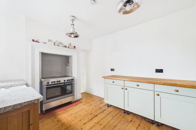 8, Devonshire Road, Horsham photo 4